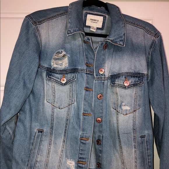 Denim jacket slightly distressed perfect condition - Picture 5 of 8